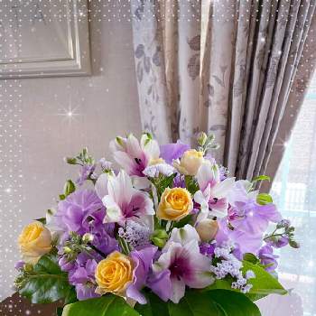 記念日の花束の画像 by MJSさん | 部屋とフラワーアレンジメントと記念日の花束とアレンジメント後のお花