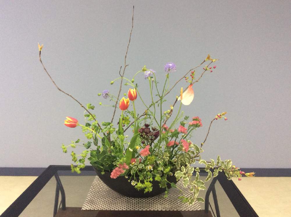 部屋の投稿画像 By Akkoさん 切り花とフラワーアレンジメントと花のある暮らしと切り花とフラワーアレンジメントと花のある暮らし 21月4月 18日 Greensnap グリーンスナップ Greensnap グリーンスナップ