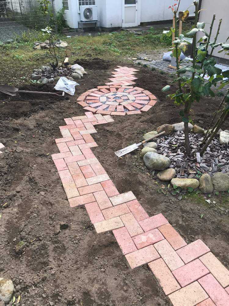 和と洋を融合させたローメンテ庭を目指す Greensnap グリーンスナップ