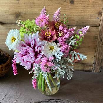 ブライダルの画像 by  chou chouさん | 和風ティストと庭の花とダリアの花とプレゼントと植物と紫陽花 アジサイ あじさいと花いろいろとブーケとブライダルとナチュラルスタイルと君も花が好きなのかとフラワーアレンジメントと花のある暮らしと花束