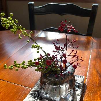 お正月の花の画像 by ハナハナさん | 部屋とお正月の花と赤い実❤️