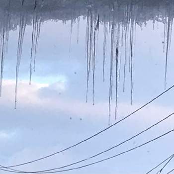 寒い〜の画像 by 秋桜さん | 窓辺と冬景色と氷柱と寒い〜と繋がりに感謝