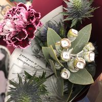 カーネーション,エリンジューム,ユーカリ　テトラゴナ,今年のお花のプレゼントの画像