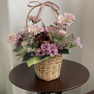 フラワーアレンジメント,カゴ,紫陽花 アジサイ あじさい,花のある暮らし,造花の画像