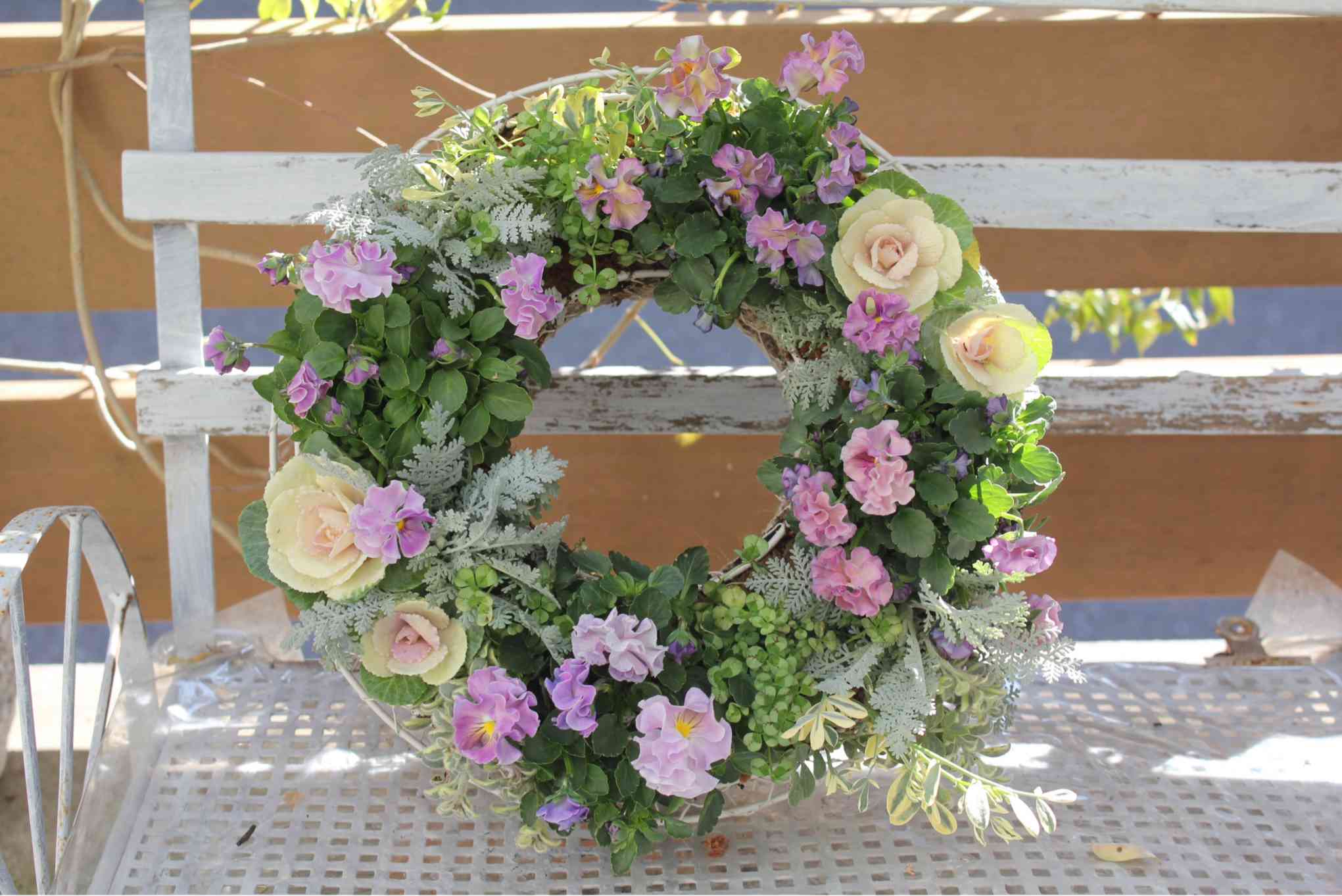 ビオラのリングバスケットの寄せ植え🌸｜🍀GreenSnap（グリーンスナップ）