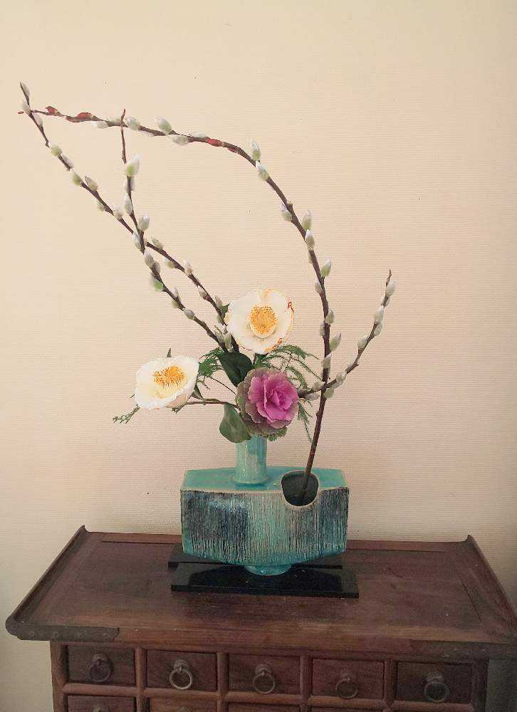 アメリカの生徒さんの作品集37〜変形花器に生ける➕sasukemama倶楽部