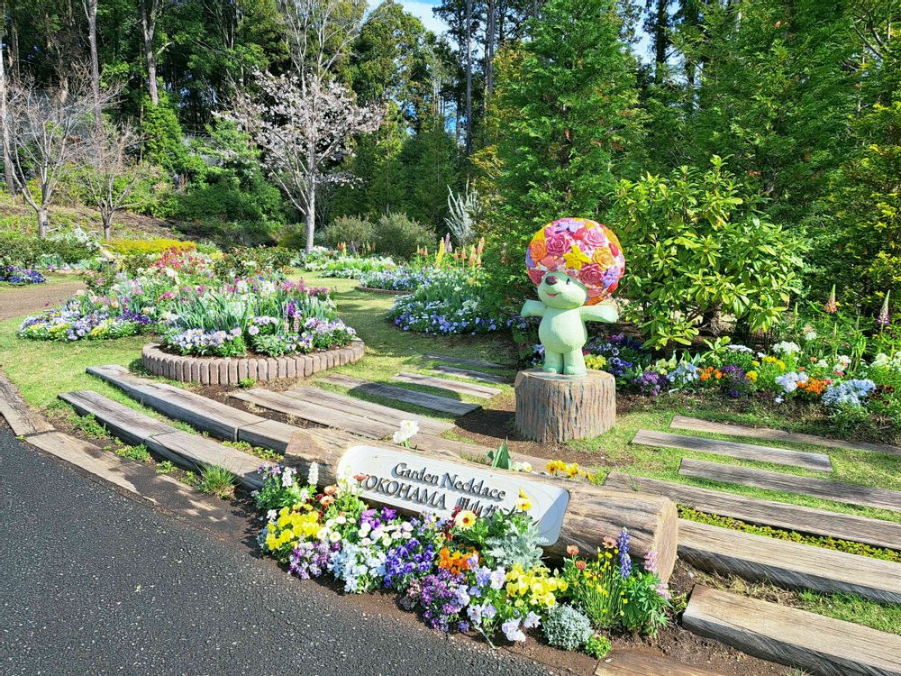 エリィさんの里山ガーデン（大花壇）への投稿