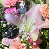 カーネーション,カスミソウ,リンドウ,オリエンタルリリー,交通安全祈願の画像