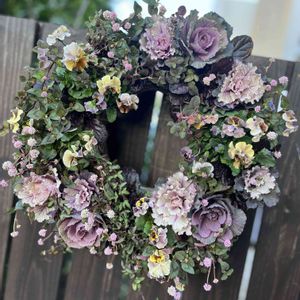 葉牡丹,ビオラ,ギャザリング,花のある暮らし,花を飾るの画像
