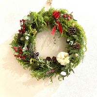 ゴールドクレスト,クリスマス,ハンドメイド,花のある暮らし,手作りリースの画像