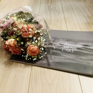 スターチス,バラ,かすみ草,ミニブーケ,薔薇の花束の画像