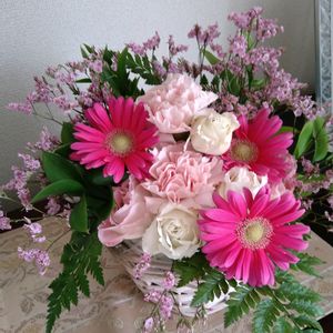 フラワーアレンジメント,可愛い,バースデープレゼント,今日のお花の画像