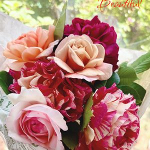 バラ,バラ モーリス・ユトリロ,バラ ラ・ベル・ポー,ピンクの花,バラのブーケの画像