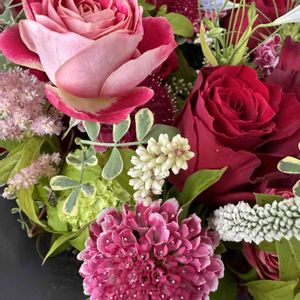 薔薇,赤い薔薇,バラ、薔薇、ばら,リース型フラワーアレンジ,お祝い花の画像