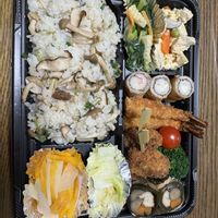 パイナップル,三日月ネックレス,ヒヤシンス 水耕栽培,ライムポトス,手作りの画像