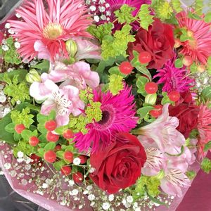 花束,職場,誕生日プレゼントの画像