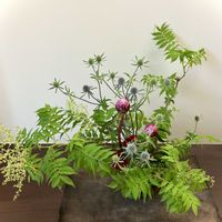 スプレーバラ,芍薬,エリンジウム,珍珠梅,生け花の画像