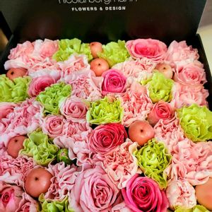 カーネーション,ヒペリカム,かわいい,プレゼント,美しいの画像