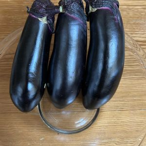 ナス,初挑戦の  ナス,初挑戦,スマホ片手にの画像