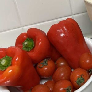 ミニトマト,カラーピーマン,ランチの画像