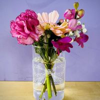 切り花,ミニブーケ,植物のある暮らし,植物と暮らす,切り花を楽しむの画像