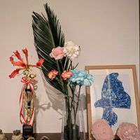 カーネーション,グロリオサ,切り花アレンジの画像