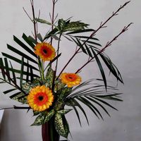 ガーベラ,アレカヤシ,サンゴミズキ,ゴット,花のある暮らしの画像