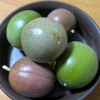 パッションフルーツ,パッションフルーツ,リンゴと追熟の画像