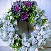 シロタエギク,リース,花のある暮らし,HTC,WEEKEND FLOWERの画像