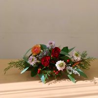 スカビオサ,ヒペリカム,ブルーアイス,ラナンキュラス,ユーカリの画像