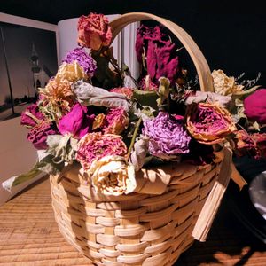 バラドライフラワー,ドライフラワー,バラ科,平和を願う,医療関係者に感謝の画像