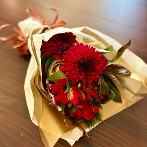 アルストロメリア,ドラセナ,マツ,葉牡丹,マムの画像