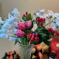 スイートピー,チューリップ,ヒペリカム,平和を願う☆,いつまでも友達でいよう♡の画像