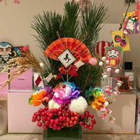 カーネーション,マツ,サンキライ,ハラン,ピンポンマムの画像