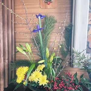 蝋梅,正月飾り,生け花,冬の花,玄関アプローチの画像