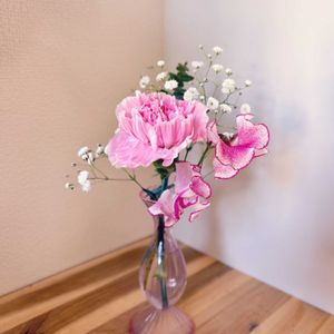 カーネーション,カスミソウ,スイートピー,ユーカリ,切り花の画像