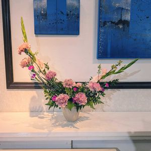 カーネーション,グラジオラス,つぼみ,ピンク,花のある暮らしの画像