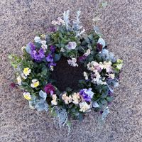 ガーデニング,花のある暮らし,緑のある暮らし,リース寄せ植え,ギャザリングリース。の画像