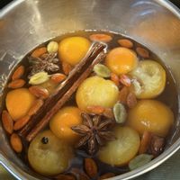 キンカン,生姜,八角,カルダモン,シナモン スティックの画像