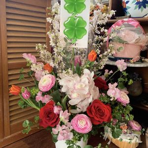 フラワーアレンジ,お祝いのお花✨,花のある暮らし,お祝い花,お祝いの画像