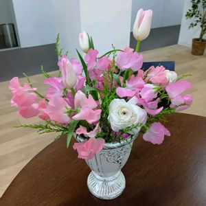 いけばな,生け花,職場に花を,職場のいけばな,ユニクロのお花の画像