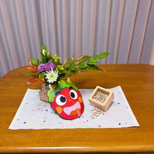 キク,ヒイラギナンテン,菜の花,ピンポンマム,スカシユリの画像