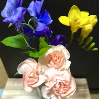 フレグランスブーケ,アレンジ,花言葉,花のある暮らし,黄色の花の画像