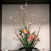 アルストロメリア,啓翁桜,いけばな,休日,平和を願う☆の画像