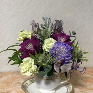 カーネーション,スカビオサ,エリンジューム,エリンジウム,スイートピー アンティークの画像