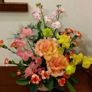 生け花,お花大好き♡,家庭園芸,スマホ録り,玄関内側の画像