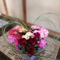 春の花,人参,フラワー アレンジメント,フラワー アレンジメントの画像