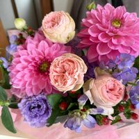 スイートピー,ダリア,トルコキキョウ,バラの画像