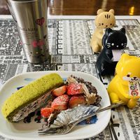 テーブルヤシ,サボテンたち,白檀,銀てまり,100均の画像