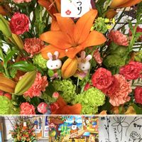 カーネーション,モモ,菜の花,コラージュ,駅構内のお花シリーズの画像